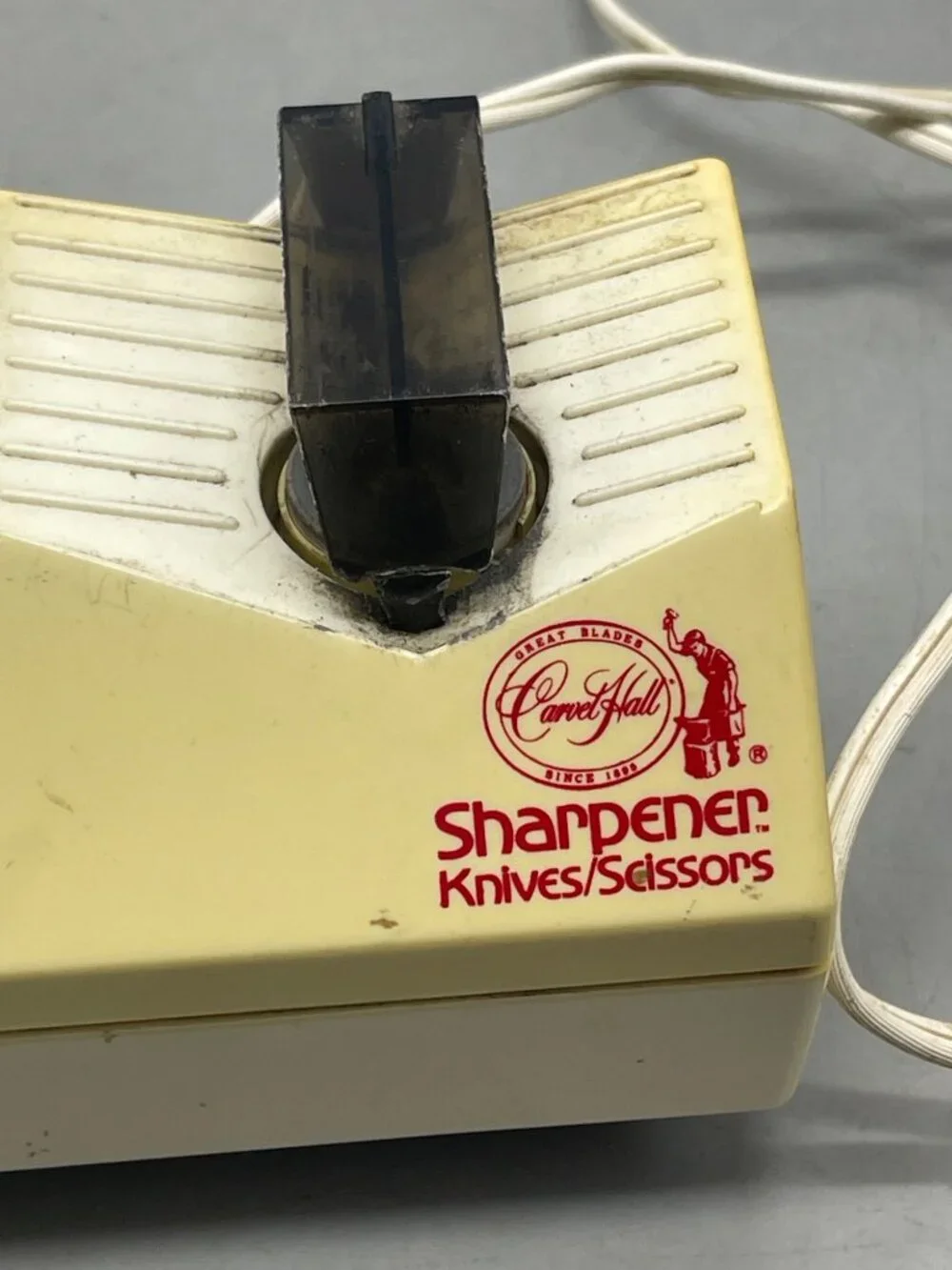 Vintage used Dazey Electric plug in Sharpener for Kitchen Knives Scissors READ